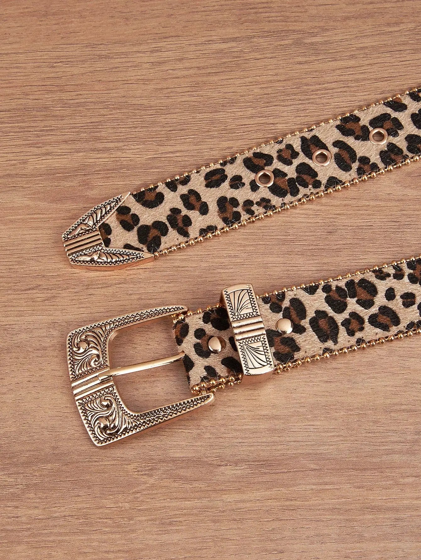 1pc Men Leopard Vintage Engraved Metal Buckle Pearl Edged Jeans Belt, Versatile For Casual Wear Halloween