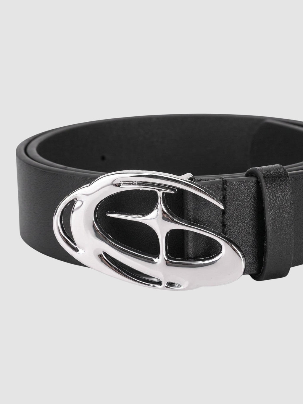 Y2K Studio black faux leather belt featuring a polished silver-tone oval buckle with a sculpted wave design.